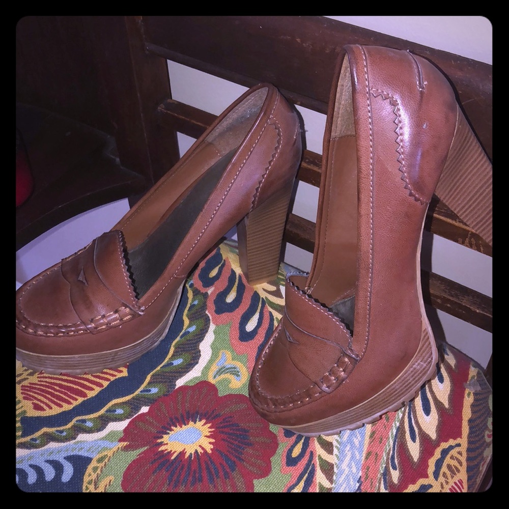 MIA size 10 heels
